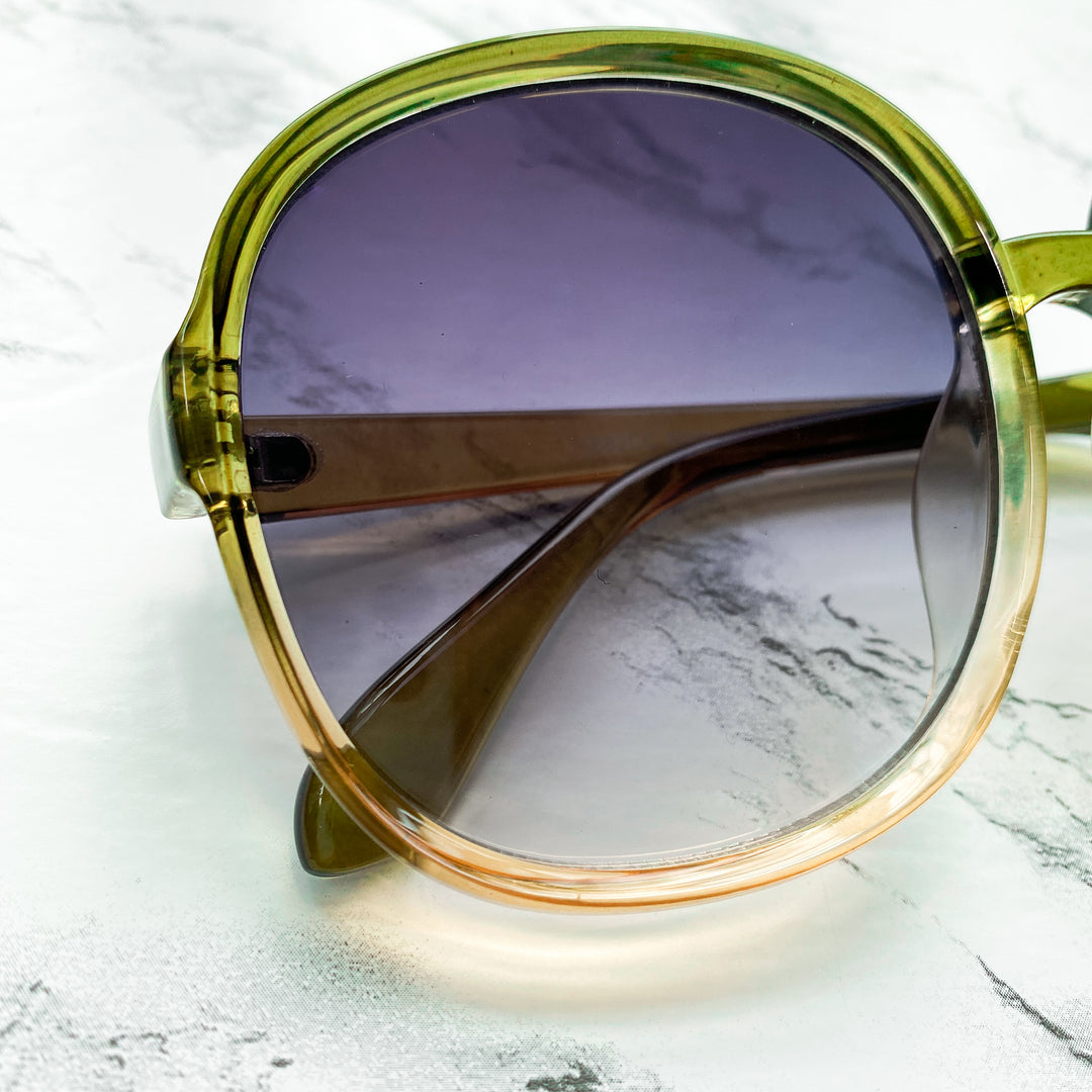 DONNA SUNNIES