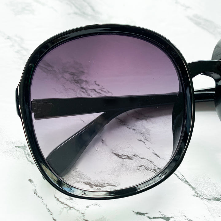 DONNA SUNNIES